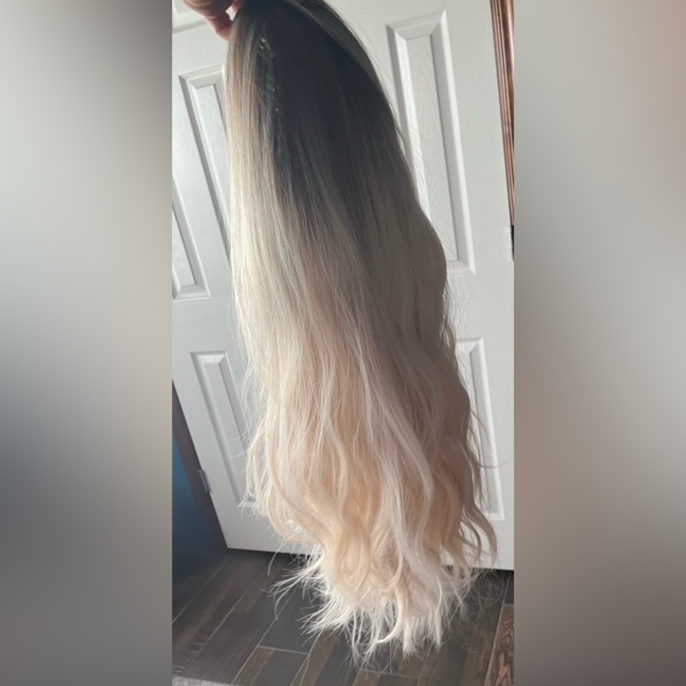 ZyZi Long Wig for Women Ombre Blonde - Picture 5 of 6